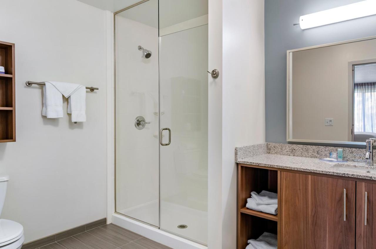 Mainstay Suites Great Falls Airport Buitenkant foto