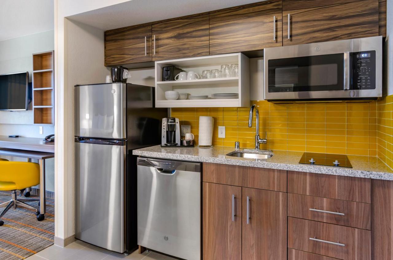 Mainstay Suites Great Falls Airport Buitenkant foto